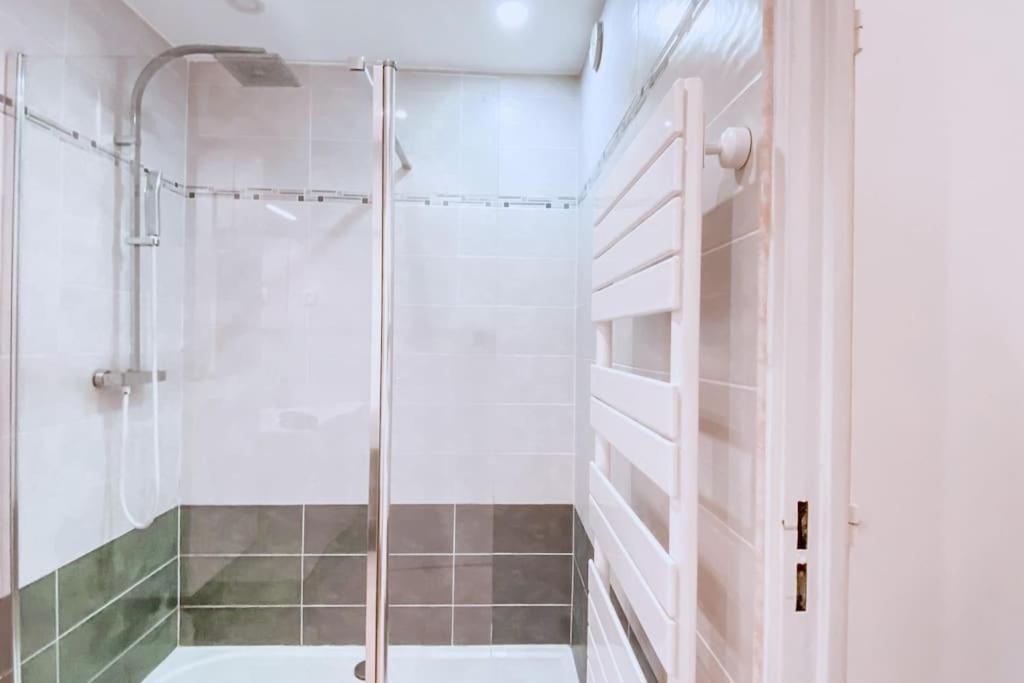Rabiac - Charming 1 Bedroom With Private Garden Antibes Esterno foto